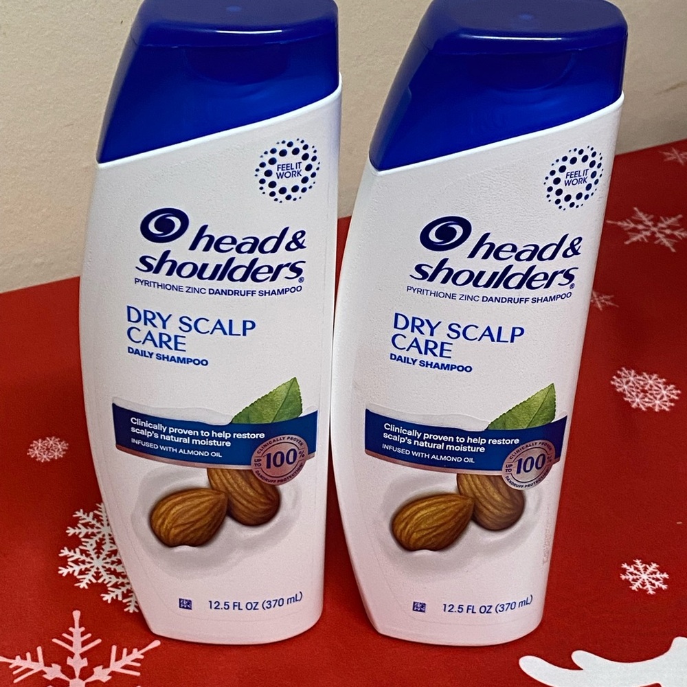 Dry Scalp Care Daily Shampoo - Blue